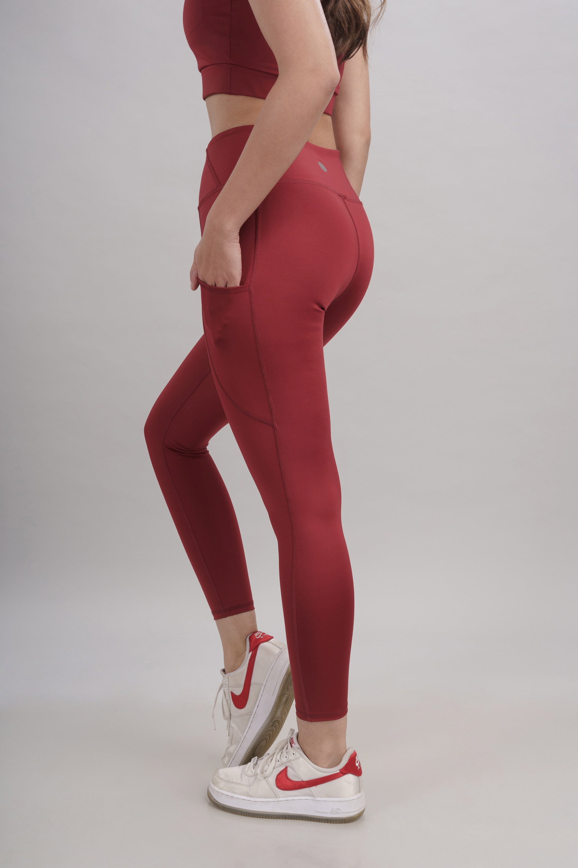 Red Rush Carbon Contour Legging